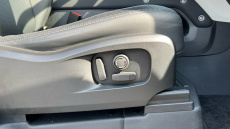 Land Rover Defender 3.0 D250 X-Dynamic SE 90 3dr Auto Diesel Estate